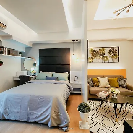 One Bedroom Unit With Venice Canal View