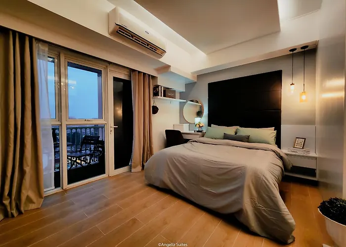 Aparthotel One Bedroom Unit With Venice Canal View *