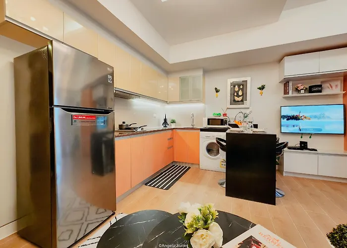 One Bedroom Unit With Venice Canal View * Manila