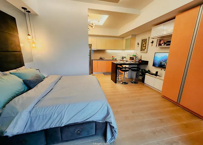 One Bedroom Unit With Venice Canal View Aparthotel Manila